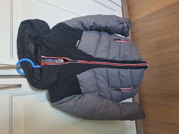 Blouson garçon 8 ans (pouvant servir pour le ski) - Décathlon