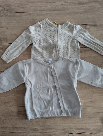 Lot de 2 gilets 12 mois