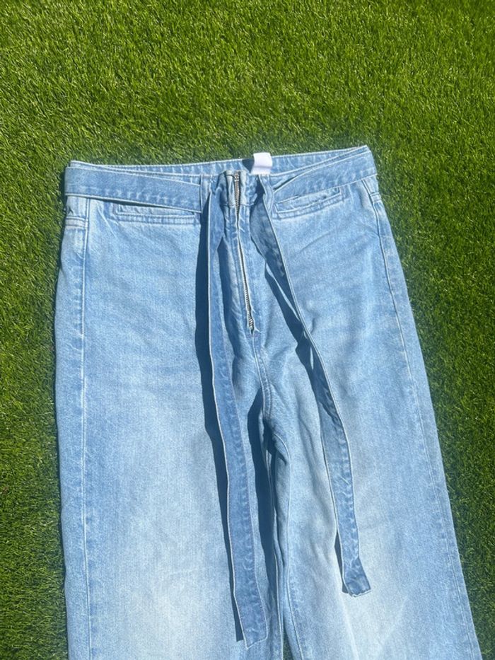 Superbe jeans taille un vrai 36 - photo numéro 2