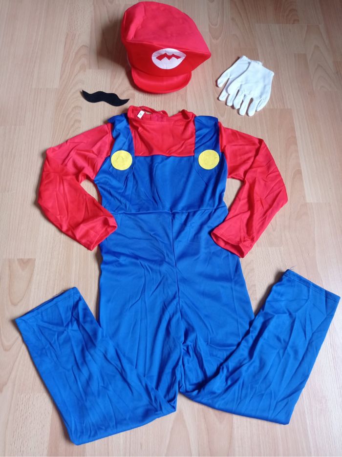Déguisement combinaison Mario et accessoires 5-6ans - photo numéro 3