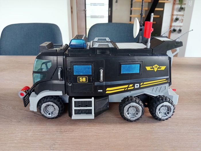 Playmobil 9360 Camion des policiers d élites - photo numéro 3