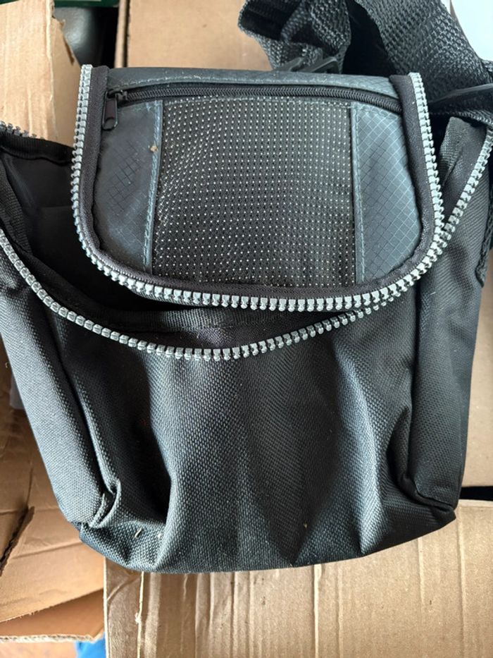 Lot de 2 pochettes à bandoulière - photo numéro 2