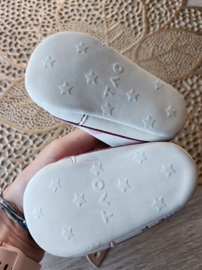 Petites baskets bébé - photo numéro 7