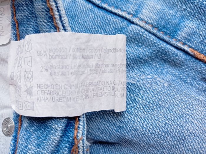 SHORT JEAN PULL&BEAR Femme. - photo numéro 4