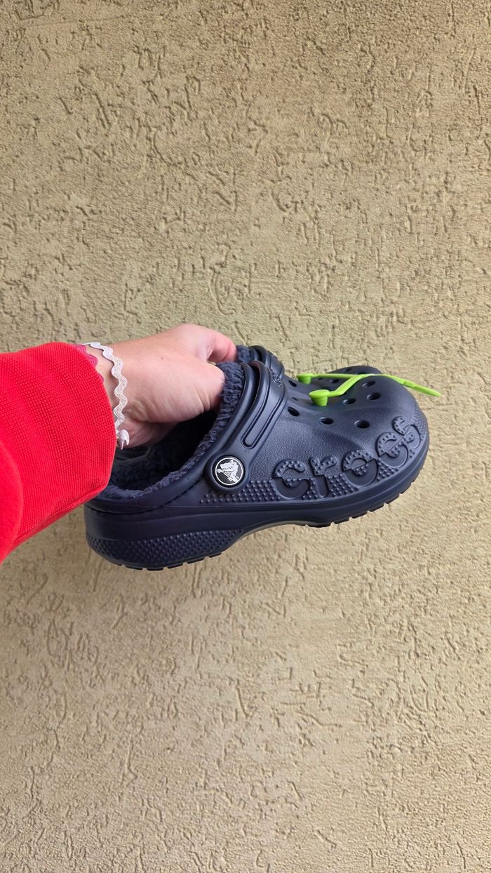 Crocs fourrées bleu marine pour enfant - photo numéro 2