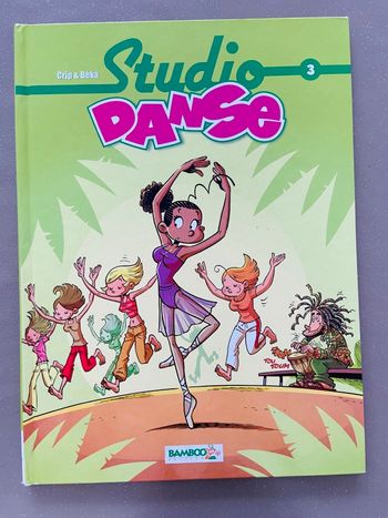 Bd bande dessinée studio danse 3
