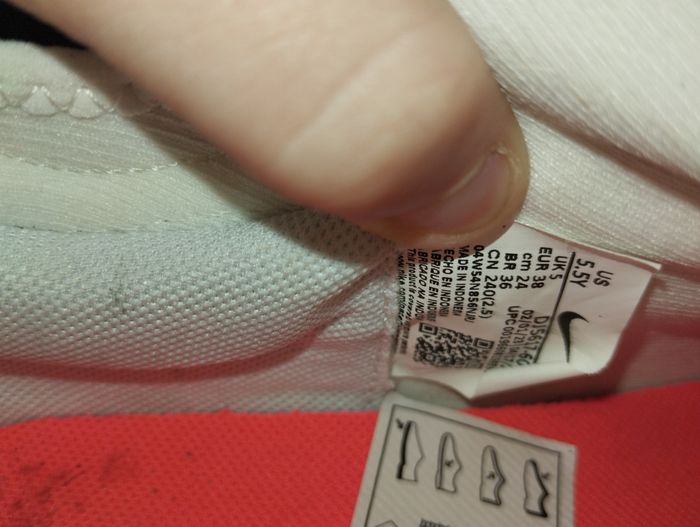 Crampons Nike air zoom taille 38 - photo numéro 4