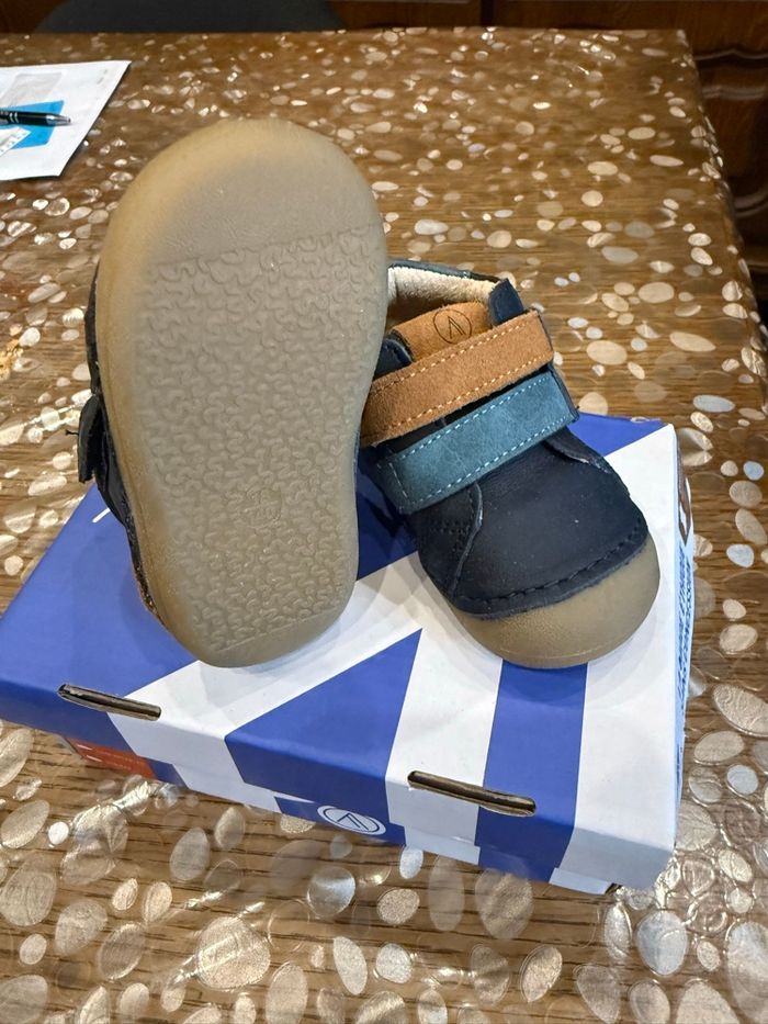 Chaussure enfant - photo numéro 2