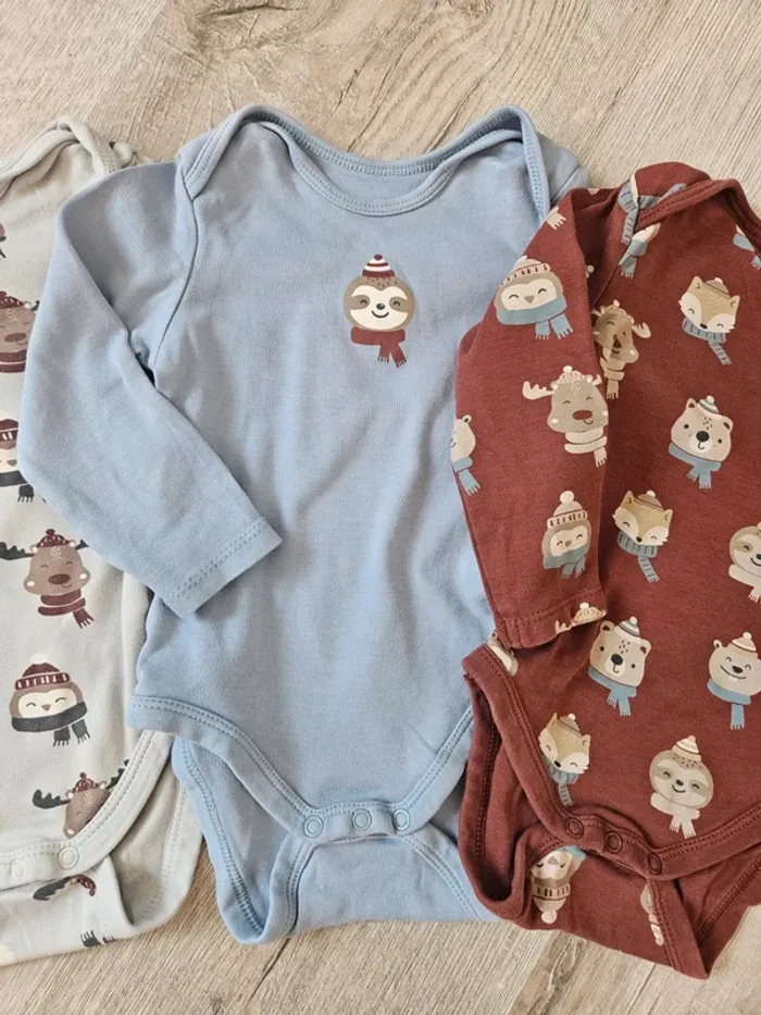 Lot 4 bodies ML C&A 12 mois - photo numéro 4