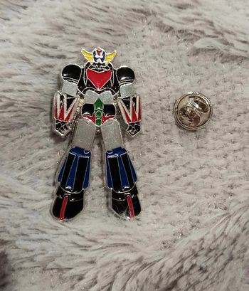 PIN'S GOLDORAK ! NEUF !