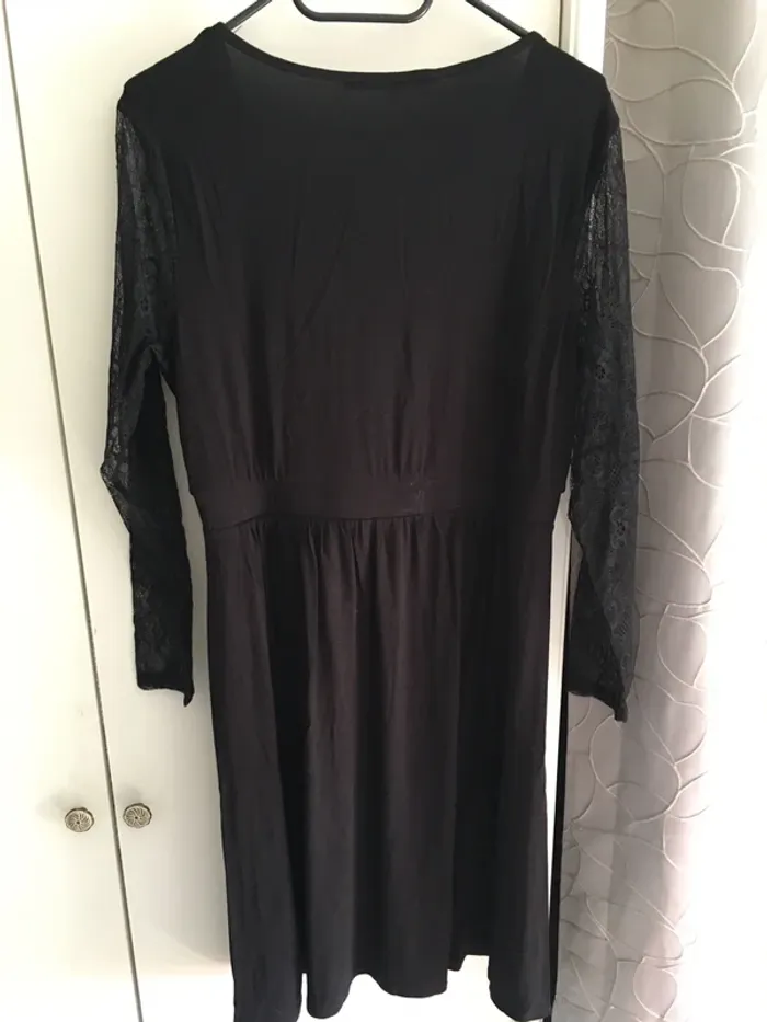 Robe de grossesse noire en dentelle T.M - photo numéro 5