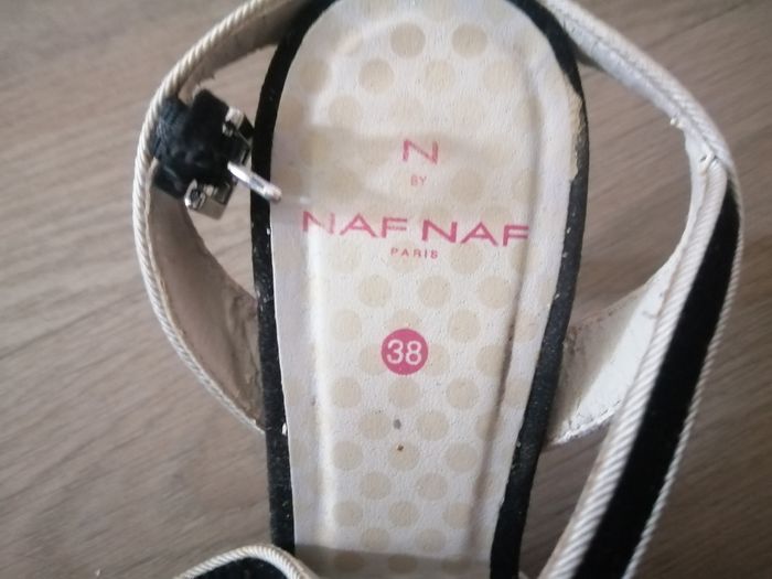 Chaussure escarpins femme. - photo numéro 2