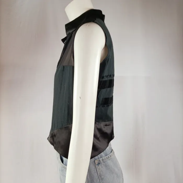 Top noir sans manches Biche de Bère col mao voile et satin effet graphique dos S A1330 - photo numéro 3