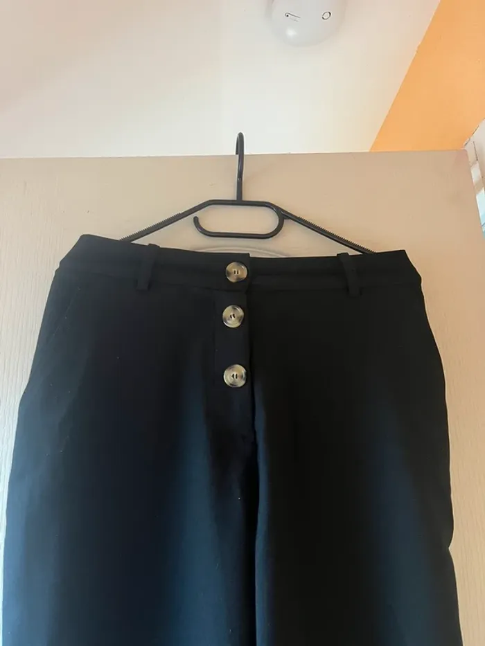 pantalon droit habillé zara noir a boutons - photo numéro 3