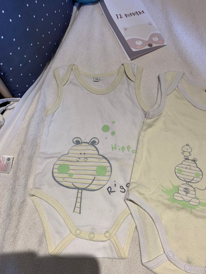 Lot body taille 12 mois - photo numéro 4