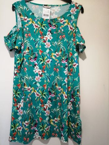 Robe d'été Camaïeu imprimé fleuri. Taille XL.