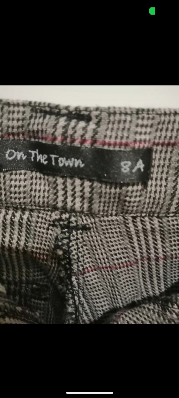 Beau Short On The Town à carreaux. Taille 8 ans - photo numéro 4