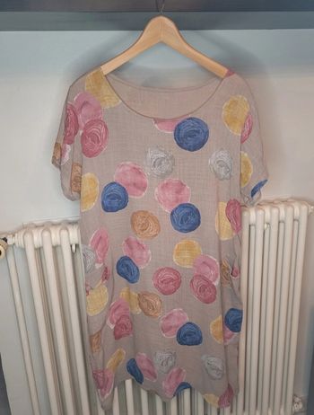 Robe taupe à pois