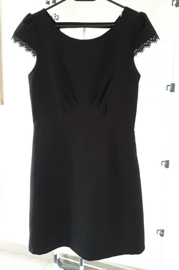 Robe noire Naf Naf taille 38 neuve