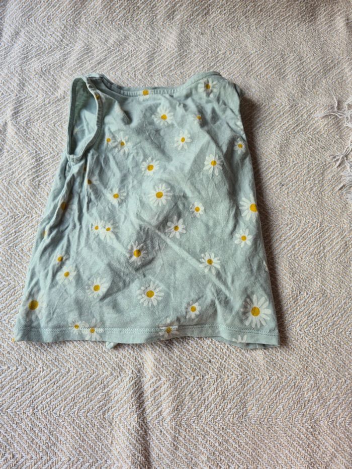 T-shirt sans manche - photo numéro 2