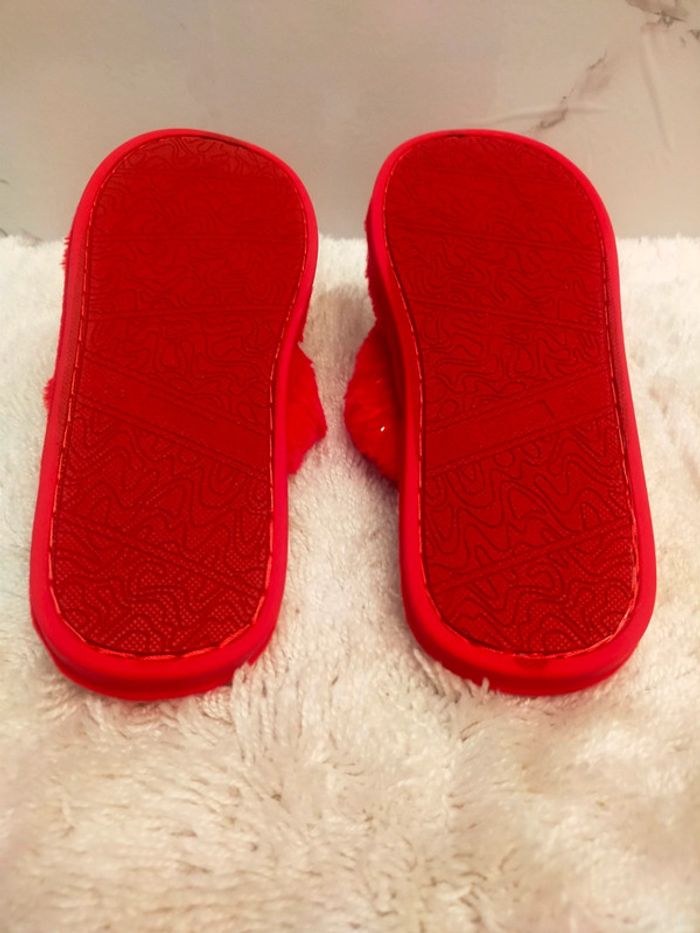 Jolie pantoufles rouge de Noël confortable et chaude taille 38/39 - photo numéro 6