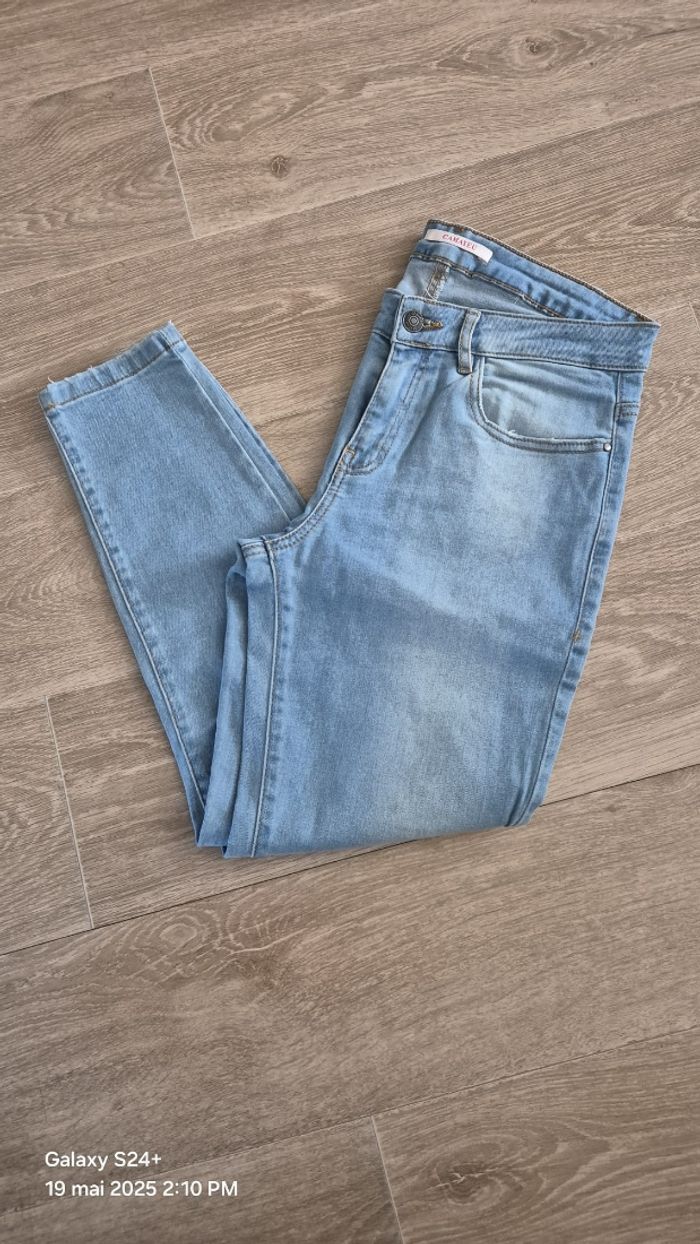 Très belle jeans Camaïeu
taille 38 - photo numéro 4
