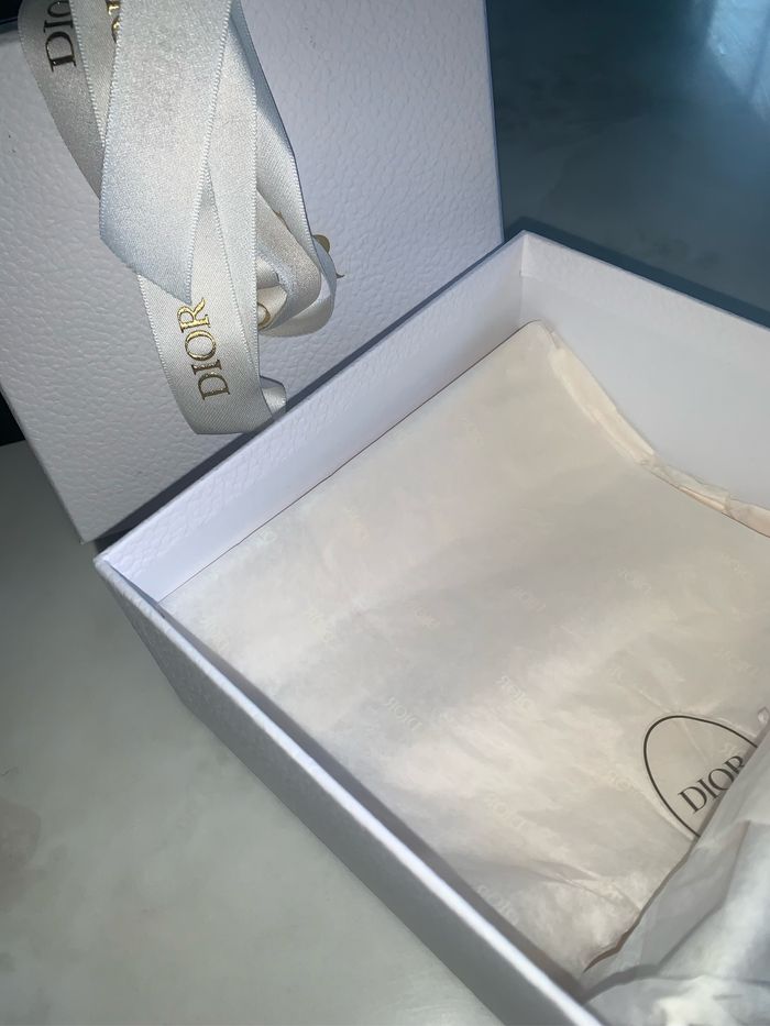 Boîtes Dior et YSL - photo numéro 3
