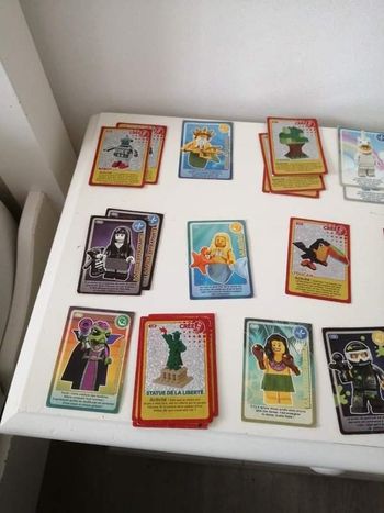 Cartes à collectionner lego