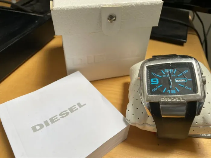 Montres Diesel avec Boîtier à restaurer