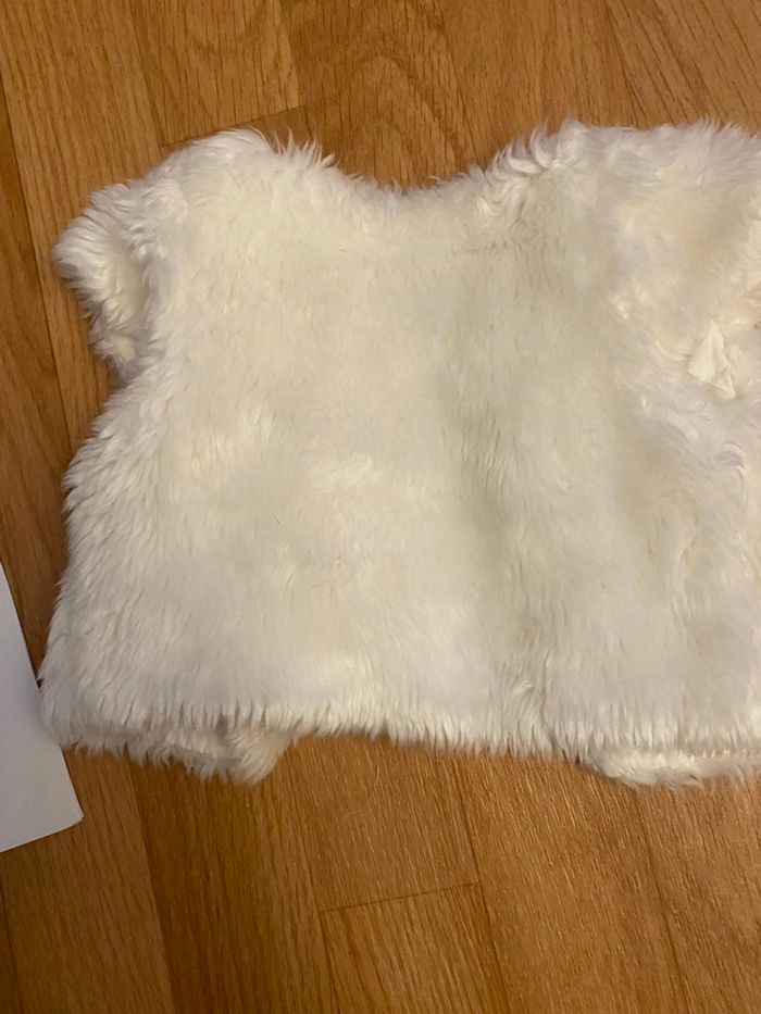 Veste fourrure 3 mois - photo numéro 2