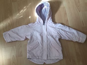Très beau manteau/imperméable rose clair T.2 ans 24 mois TBE