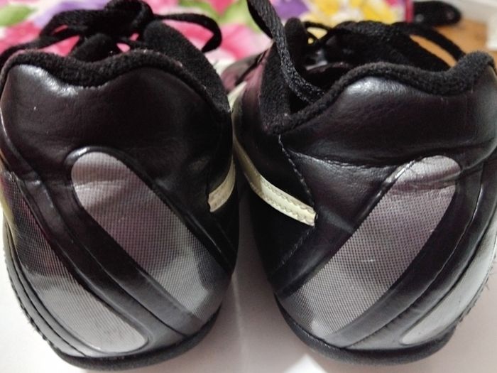 Basket de foot taille 34 - photo numéro 4