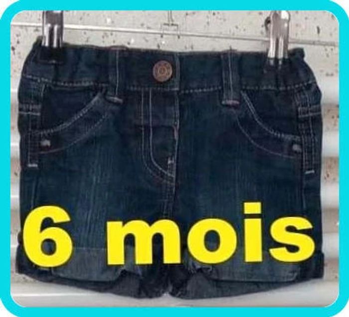 Short en jeans Kiabi Taille 6 mois