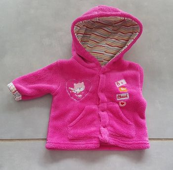 Gilet à capuche 1 mois