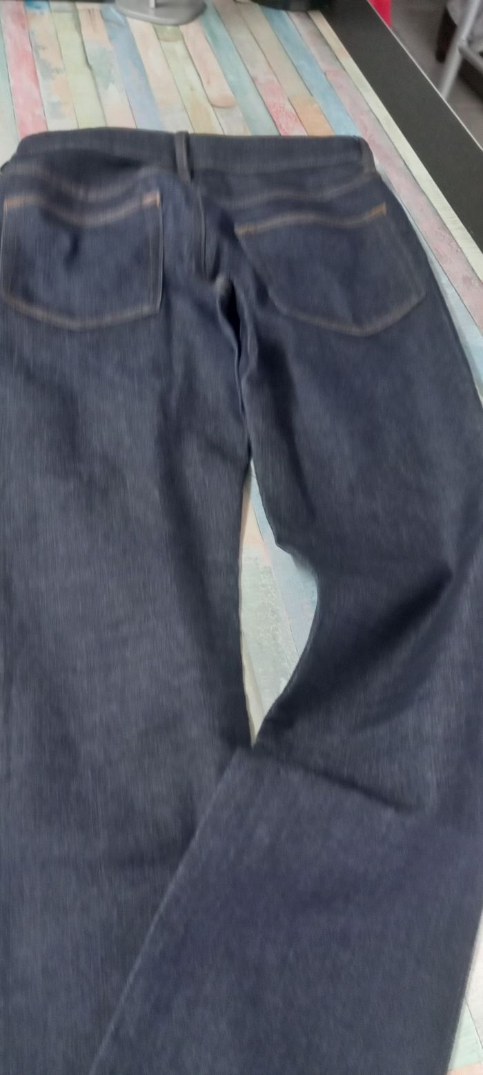 Jeans brut très bon etat - photo numéro 3