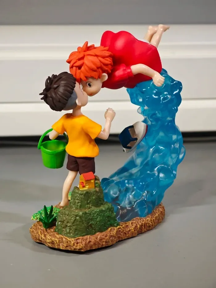 Figurine Ponyo sur la falaise 14cm neuve avec boîte - photo numéro 4