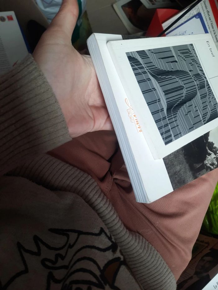 Livre anovi et en bref lot p b - photo numéro 3