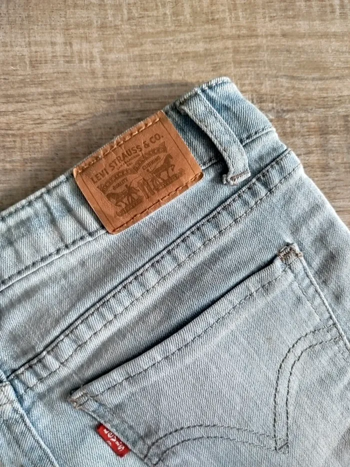 Short levis 10 ans - photo numéro 3