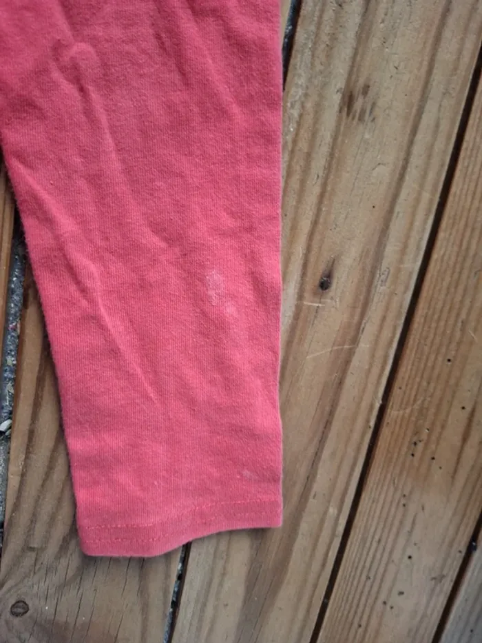 Legging sans étiquette mais taille 3 ans - photo numéro 2