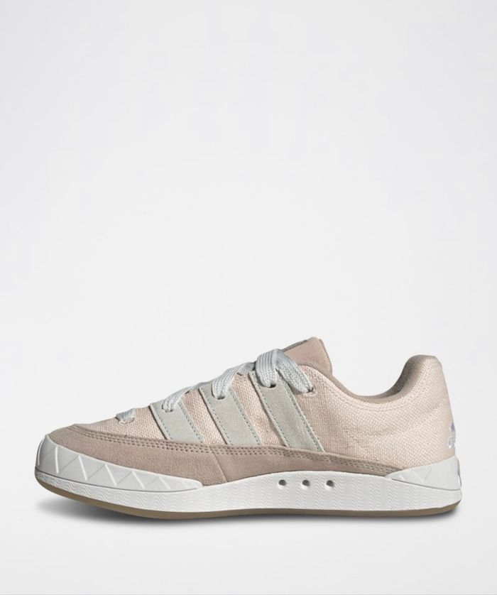 Chaussures Adidas neuf - photo numéro 8