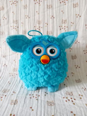 Peluche Furby bleu