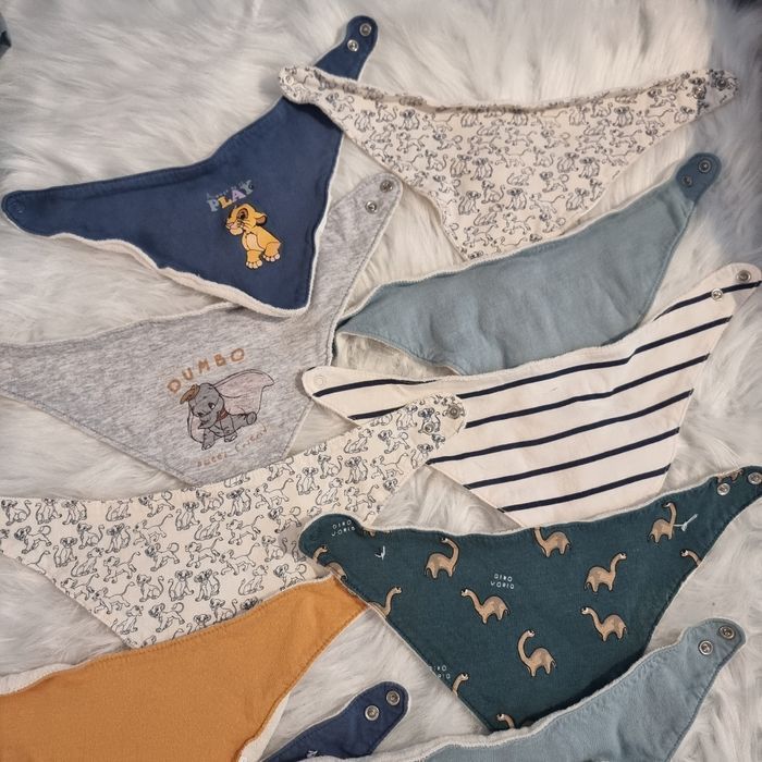 😍🤩Lot bavoirs bandanas bébé🤩😍 - photo numéro 2