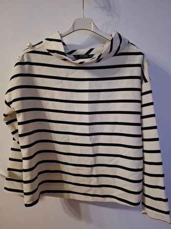 Blouse zara taille 36/38 sur l'étiquette taille 36 mesure dans l'annonce