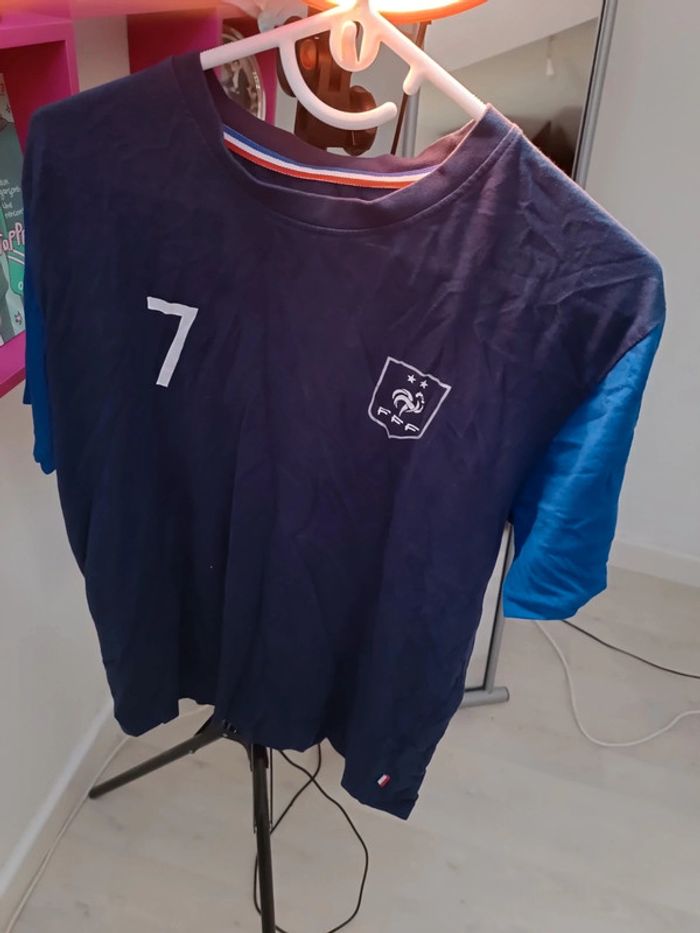 Tee-shirt Griezmann taille L