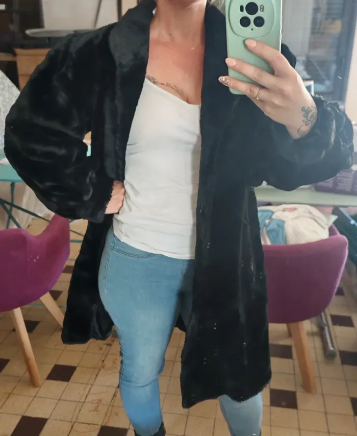 Lot n°10: manteau fourrure