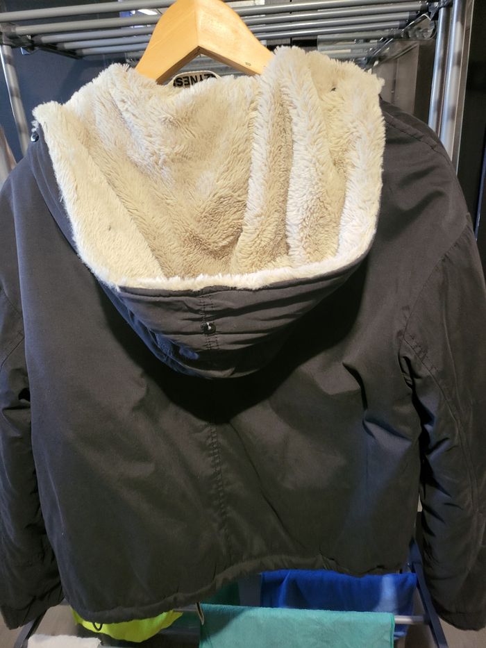Blouson d'hiver noir pour femme Bershka Taille XS - photo numéro 2