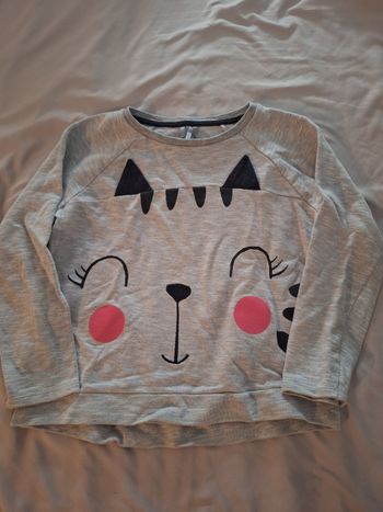 Pull fille 8ans