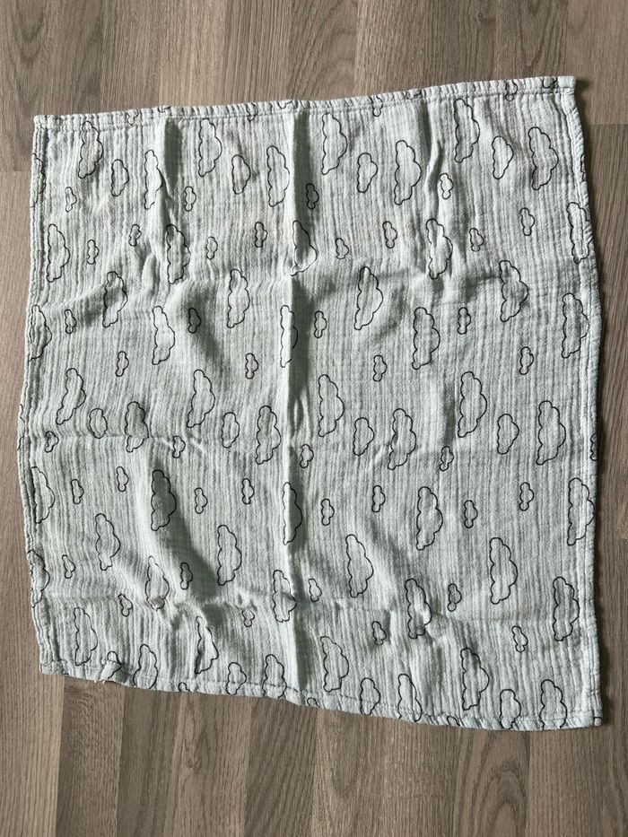 Lot de deux langes - photo numéro 2