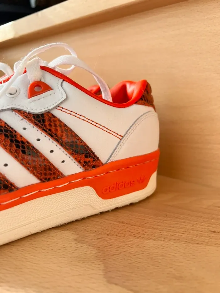 Basket adidas rivalry low - photo numéro 3