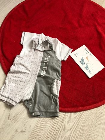 Ensemble salopette short avec t shirt